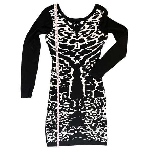 Laundry by Shelli Segal Sweater Dress - Picture 3 of 5